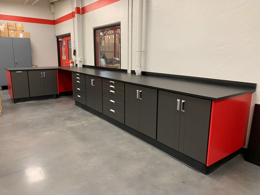 Commercial Garage Cabinets Des Moines IA